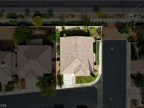 4th image of 1037 Novara Ln