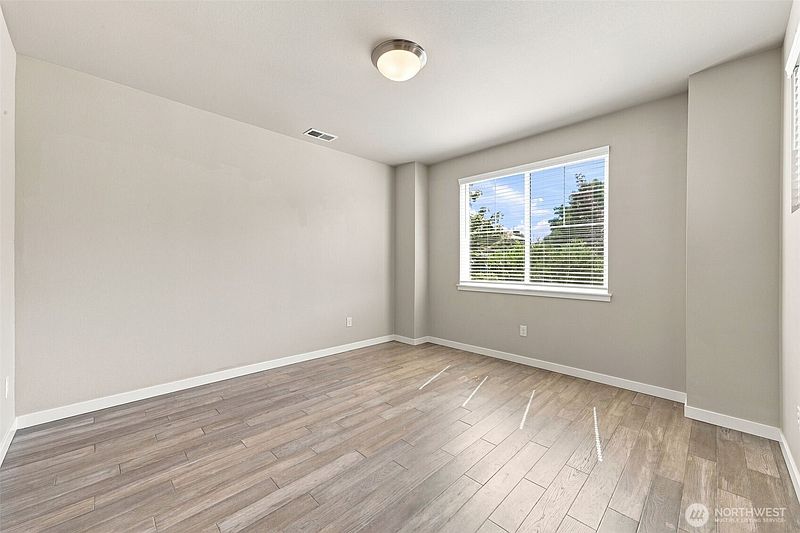 5th image of 1433 E 48th Street