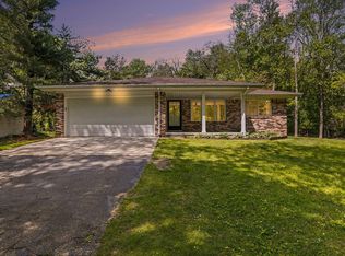 9610 Hamburg Ct, Brighton, MI 48116