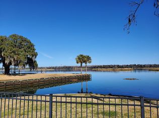 1809 Pintail Rd, Moncks Corner, SC 29461