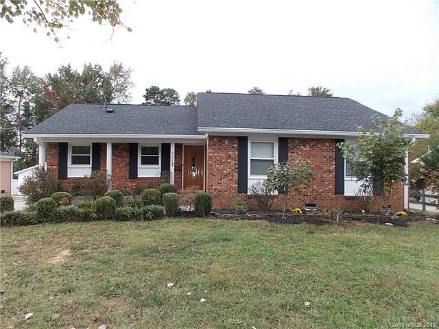 1st image of 3017 Dalecrest Dr