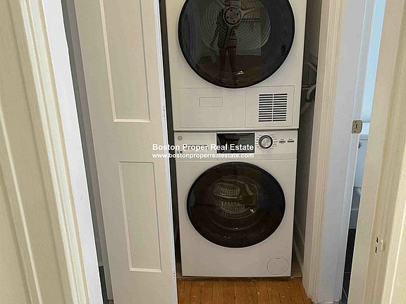 117 Park Dr. #17 Boston - Fenway Unit Photo 3