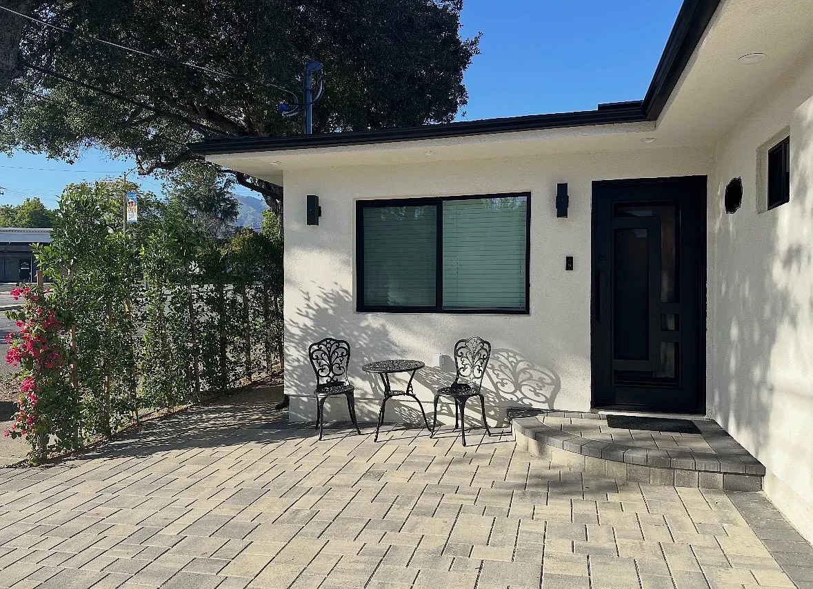 Building Photo - Castera Ave