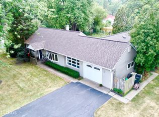 5720 Willow Springs Rd, La Grange Highlands, IL