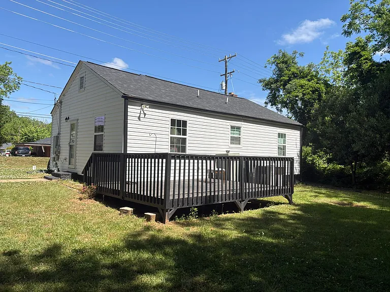 508 N Main St — Photo 8