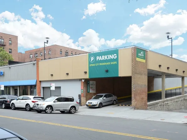 98-45 57th Avenue image 3 of 9