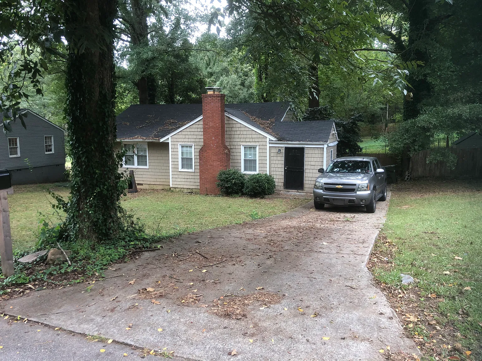 2 bed, 876 sqft, $1,600 — Photo 2
