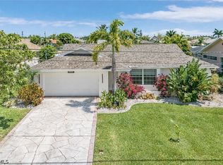 1433 SE 17th St, Cape Coral, FL 33990