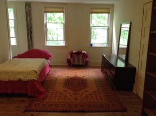 20 Farnum Rd, Lakeville, CT 06039