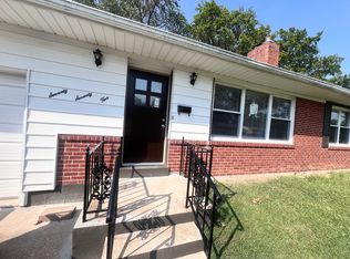 7075 S Villanova Dr, Saint Louis, MO 63123