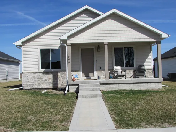 1608 Justice Way, Knoxville, IA 50138
