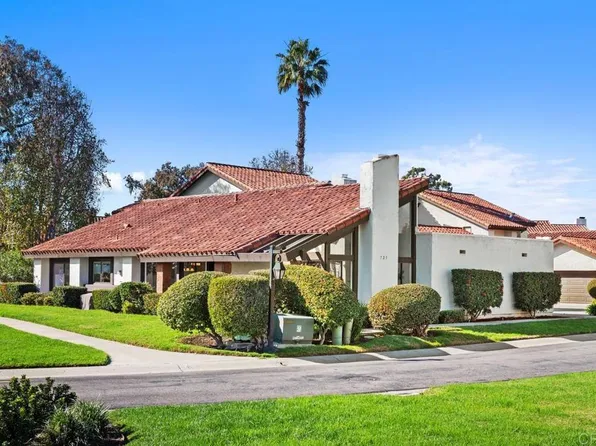 723 Camino Santa Barbara, Solana Beach, CA 92075