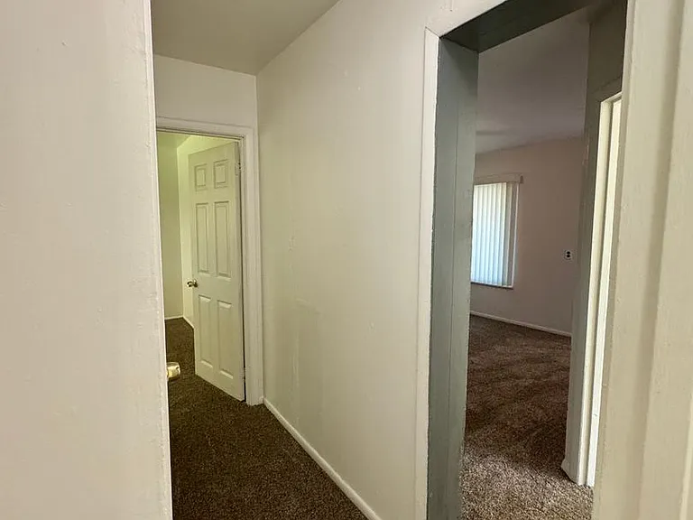 705 East Ave — Photo 14