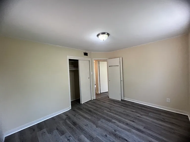 6321 Ball Ave — Photo 9