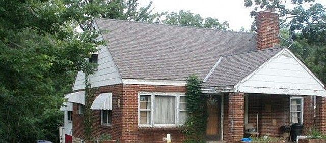 1st image of 2740 Espenlaub Ln