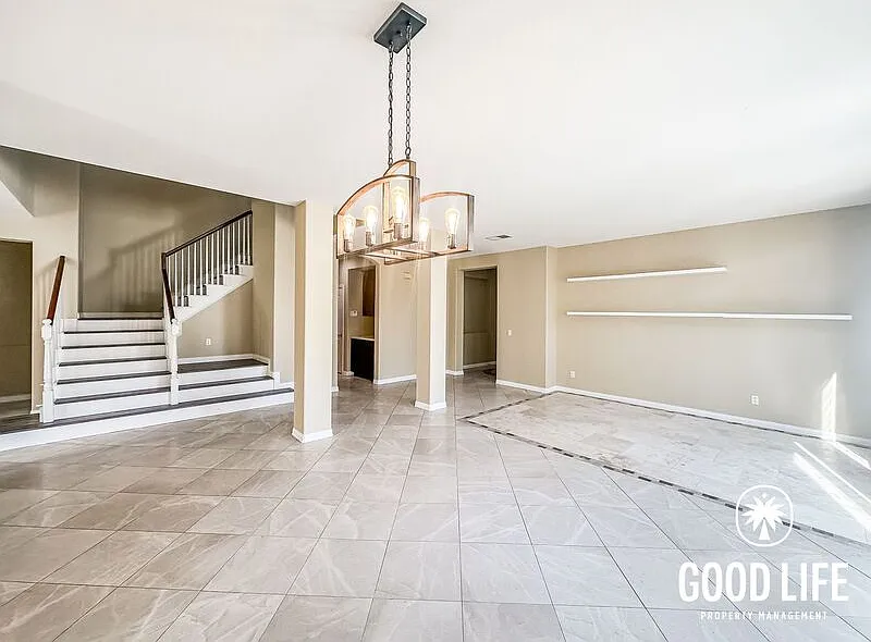 4 bed, 4.0 bath, 3535 sqft, $5,500 — Photo 2