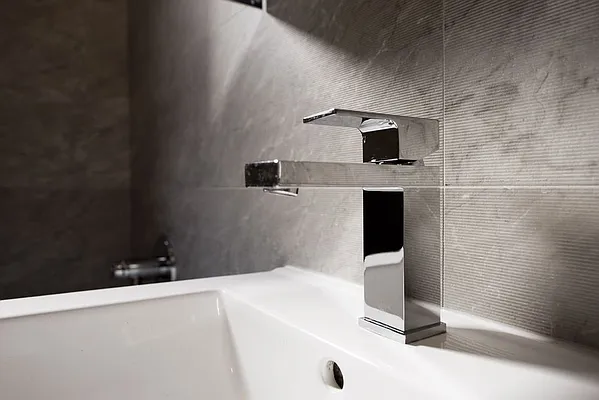 Rented by Bold New York | media 16