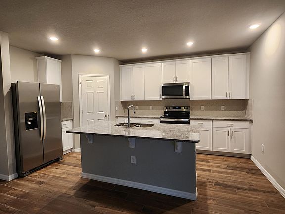 2nd image of 17139 Cagan Crossings Blvd #1
