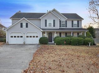 3427 Summit Glen Dr, Loganville, GA 30052