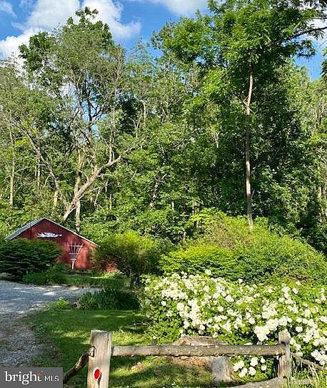 2nd image of 278 Mount Airy Harbourton Rd