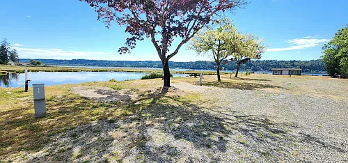 621 NE Gladwin Rd #1 Photo 1