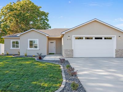 673 S 41st Ave, West Richland, WA, 99353