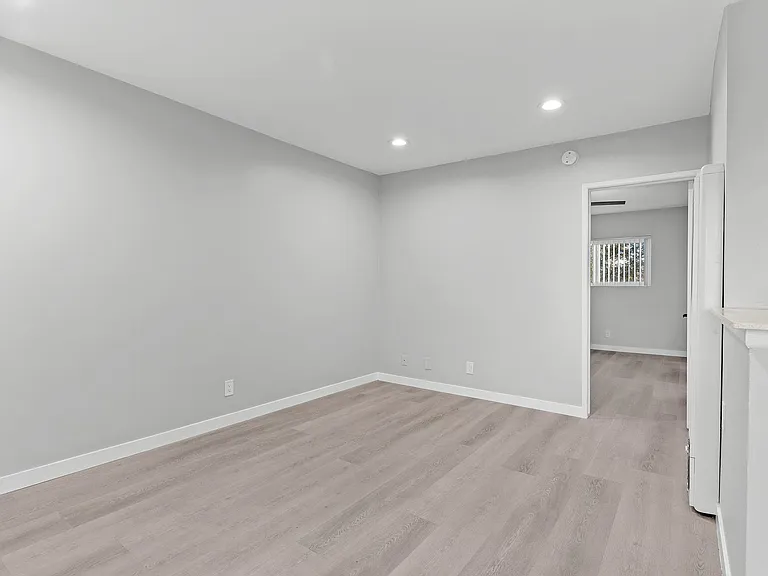 12602 Kensington Lane — Photo 14
