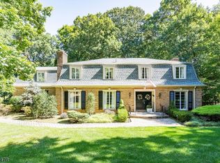 680 Cheyenne Dr, Franklin Lakes, NJ 07417