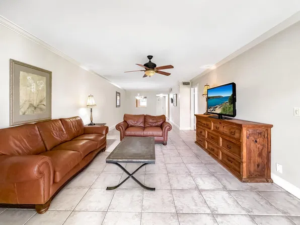 2935 SW 22ND Avenue #1040, Delray Beach, FL 33445