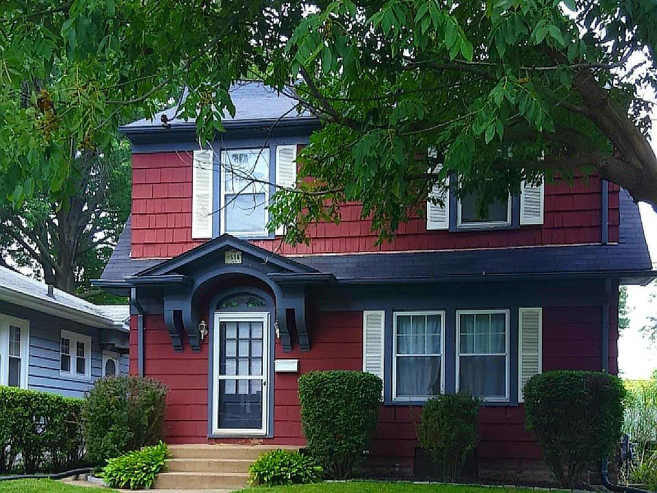 1st image of 514 E 30th St