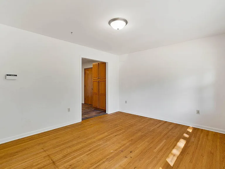 2107 Garden Dr — Photo 4