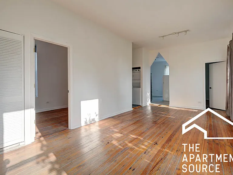 2732 W Chicago Ave #3R — Photo 3