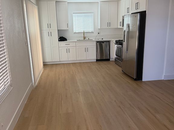 2nd image of 6993 Royal Meadow Pl