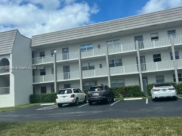 8280 Sunrise Lakes Blvd APT 105, Sunrise, FL 33322