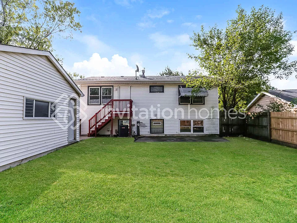 113 Davis Ct