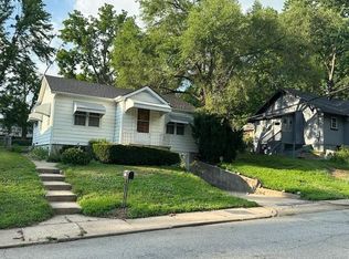 1206 Kickapoo St, Leavenworth, KS 66048