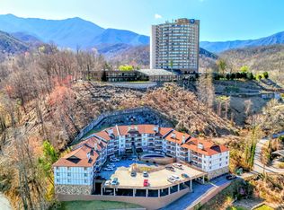 616 Turkey Nest Rd APT 205, Gatlinburg, TN 37738
