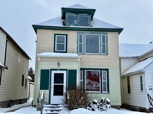 208 5th St S, Virginia, MN 55792