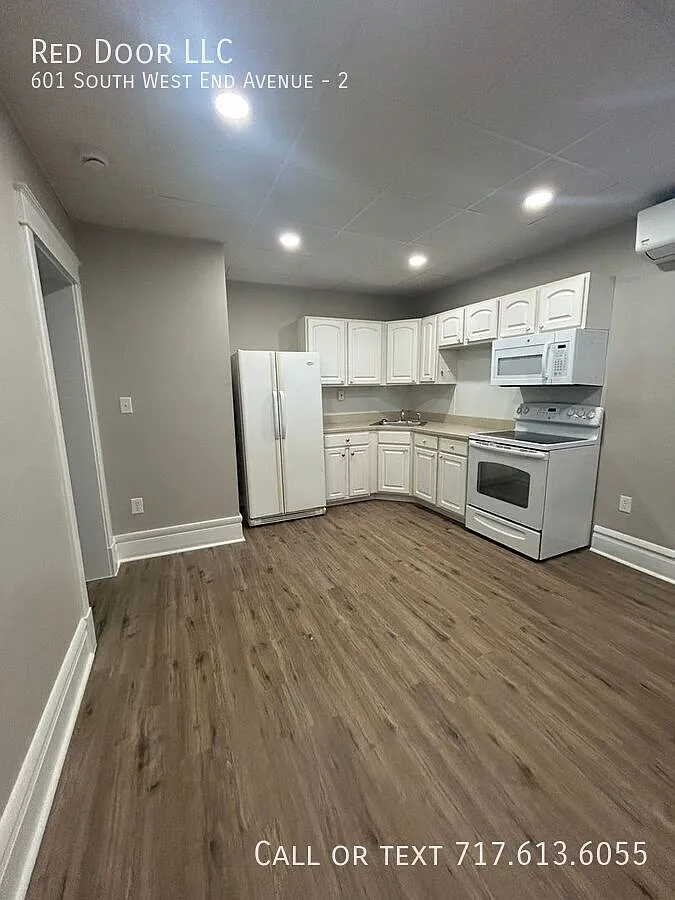 Renovated one bedroom in the heart of Lancaster — Photo 3