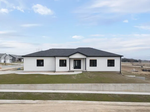 505 Sands Ave, Janesville, IA 50647