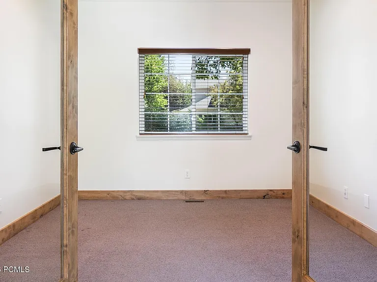 1477 Rio Grande Rd — Photo 11