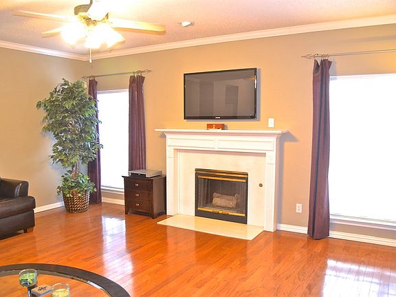 5th image of 4109 Plumwood Dr