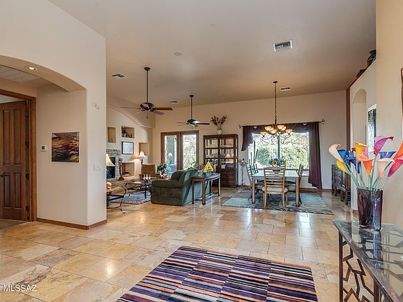 3rd image of 2410 N Avenida Sorgo