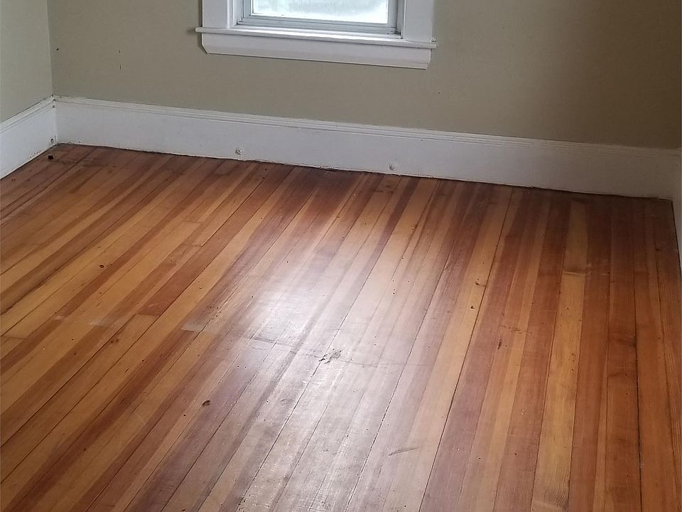 Solid Hardwood Floors