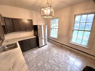 23 Ferry St #1, Middletown, CT 06457