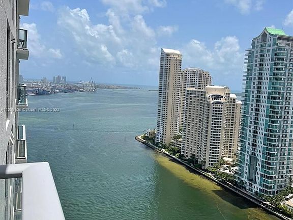 2nd image of 300 S Biscayne Blvd #T-2804