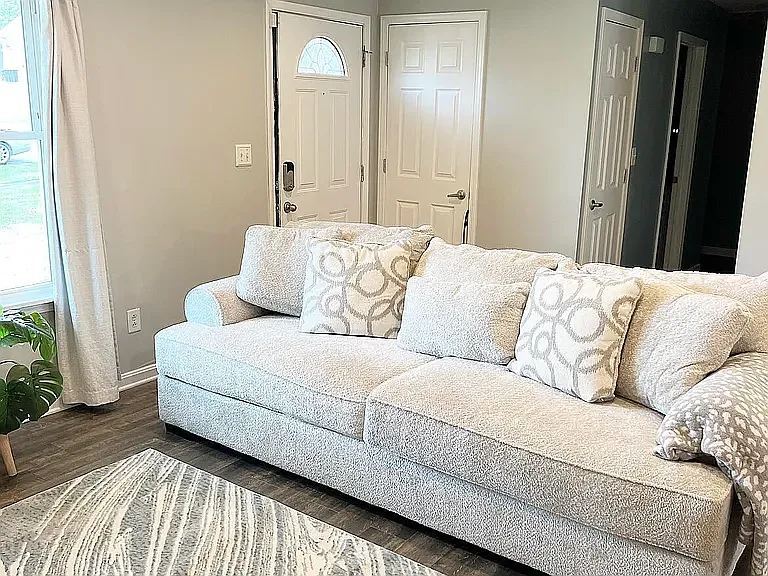 6703 Monty Ln — Photo 9
