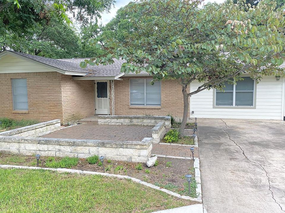 1st image of 1007 Donna Kay Dr