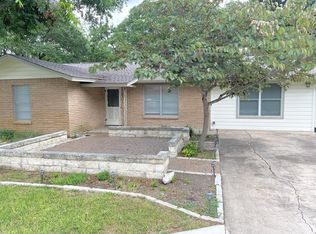 1007 Donna Kay Dr, Kerrville, TX 78028
