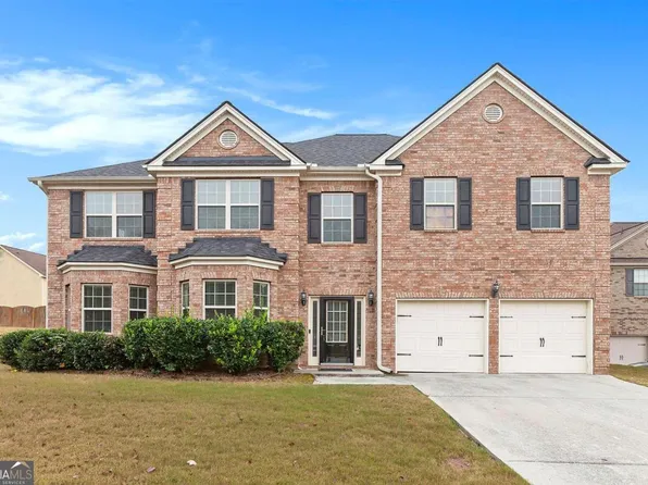 142 Saintvry Way, Atlanta, GA 30349